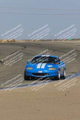 media/Oct-29-2022-CalClub SCCA (Sat) [[e05833b2e9]]/Race Group 3/Qualifying (Outside Grapevine)/